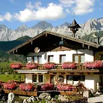 Alpin Residenz Dachsteinperle Aparthotel