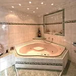 Alpin Residenz Dachsteinperle 아파트호텔