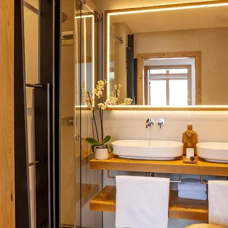 Alpin Residenz Dachsteinperle 4* 拉姆绍达赫斯坦